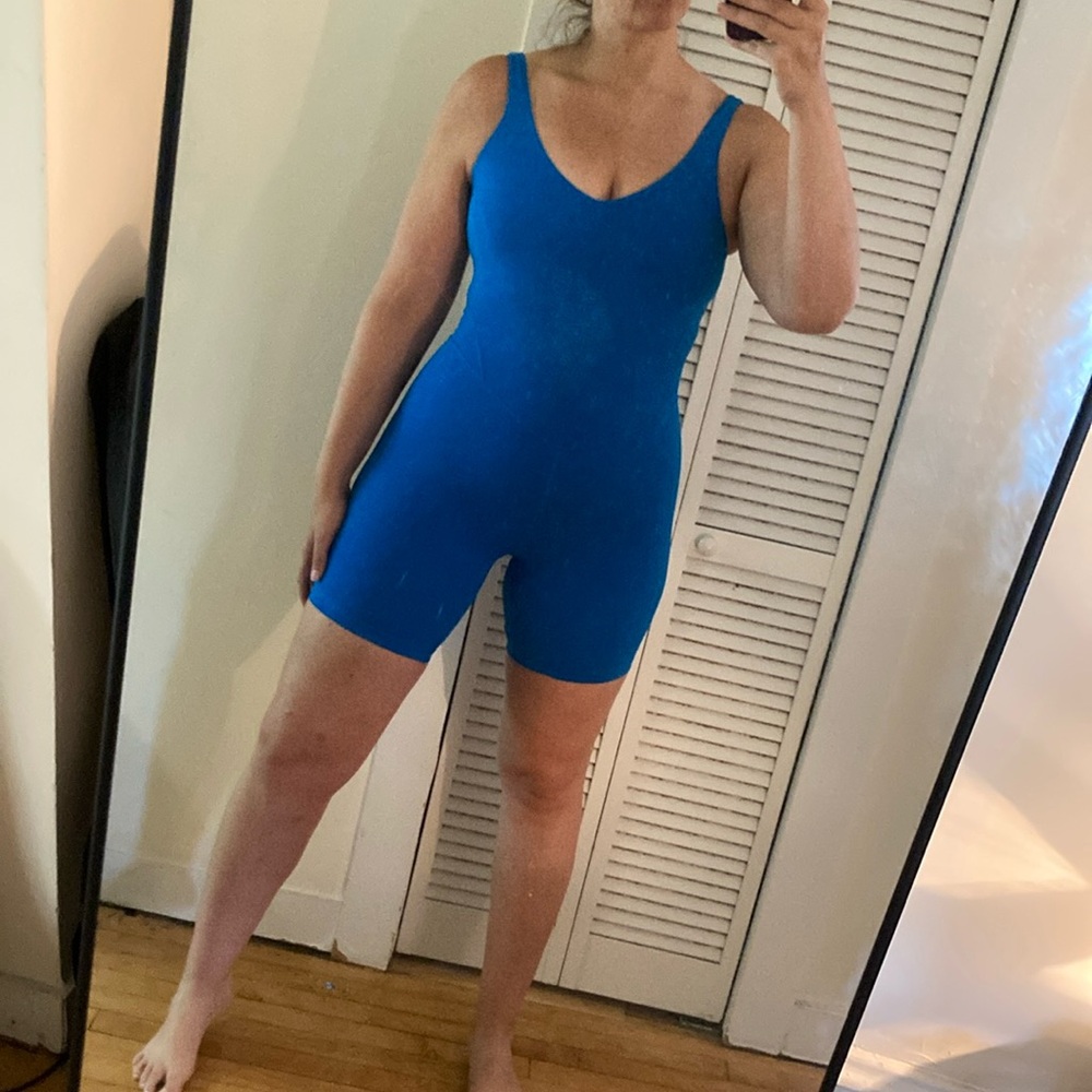 Lululemon Athletica Align Bodysuit 8” Shorts in Poolside Blue